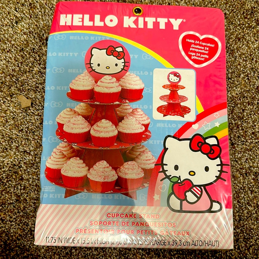 Hello Kitty Cupcake Stand